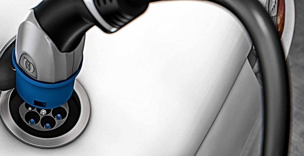 Harting eMobility - Charging Cables in the car